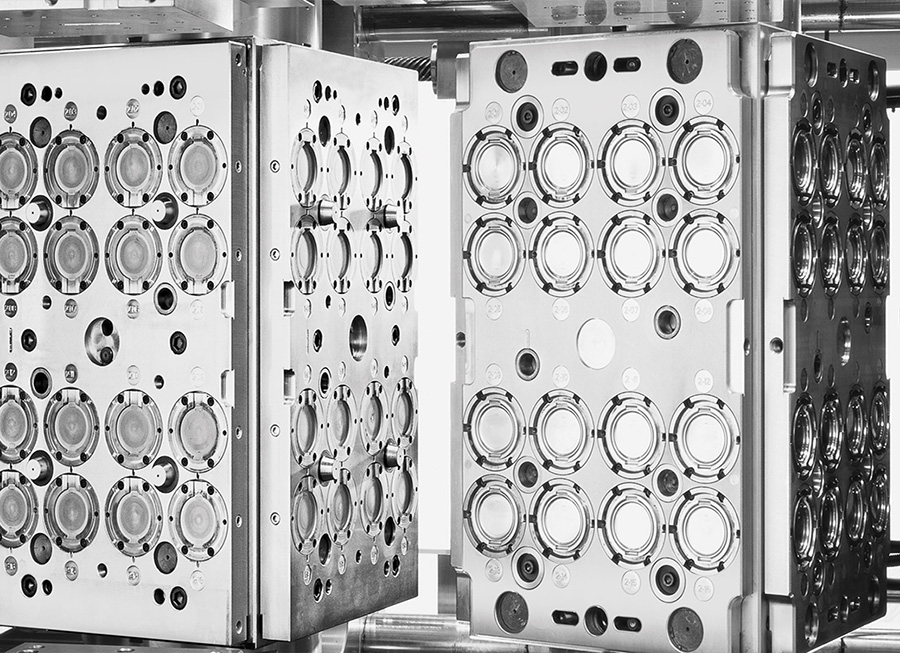 Injection-molding-slajd-003